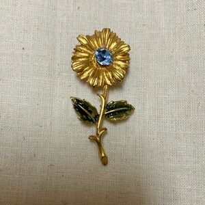 vintage flower brooch pin